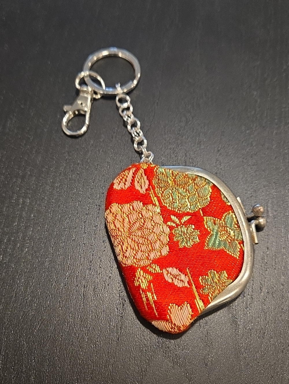 Vntg Brocade Red Floral Mini Coin Purse Keychain GUC 5"x2.25"